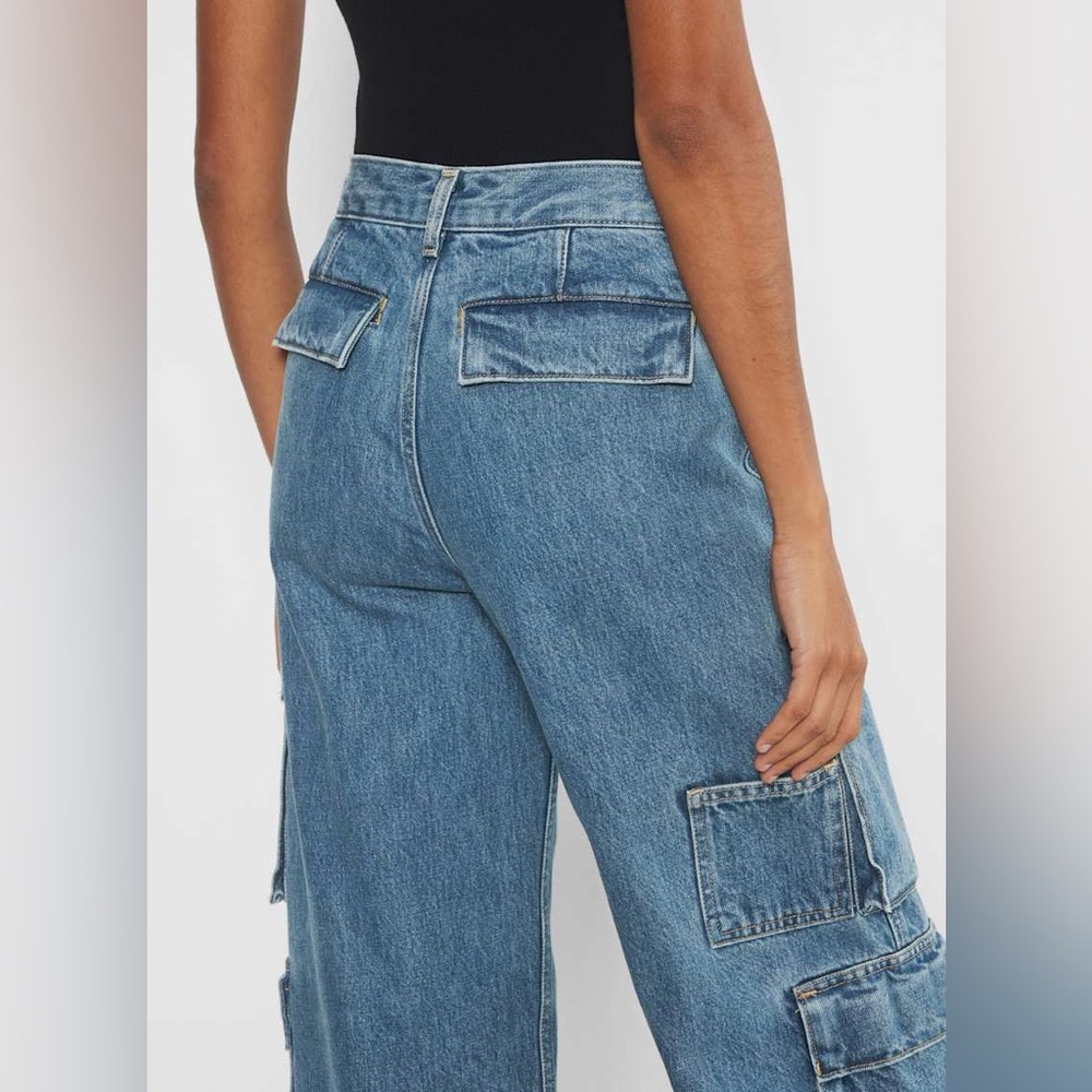 Denim Forum The '90s Millie Hi-Rise Cargo Jean in 5 Yrs Kiss N Tell BIue Size 23 - Picture 13 of 16